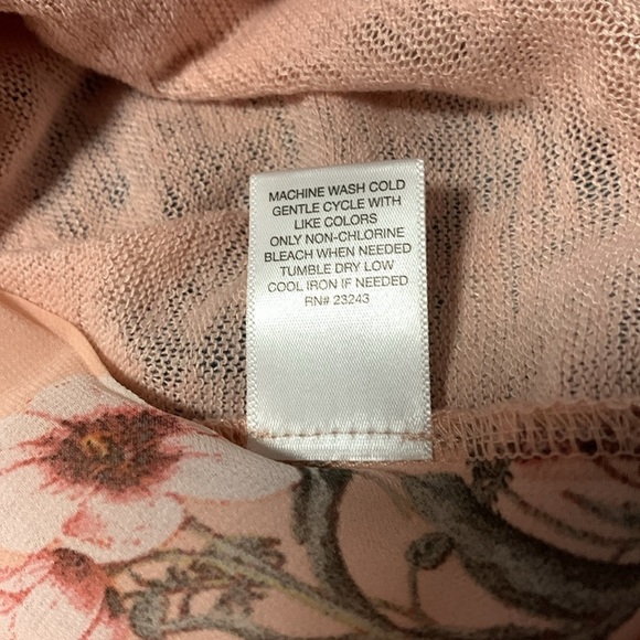 EUC NY&C Soho Jeans Coral Layered Lightweight Blouse/Sweater - Picture 9 of 10